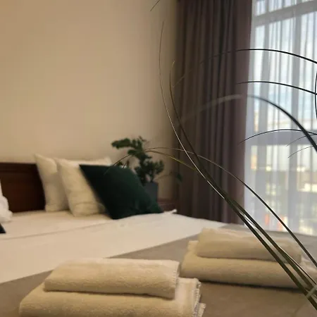 Vip Avalon Нью Поінт Leópolis