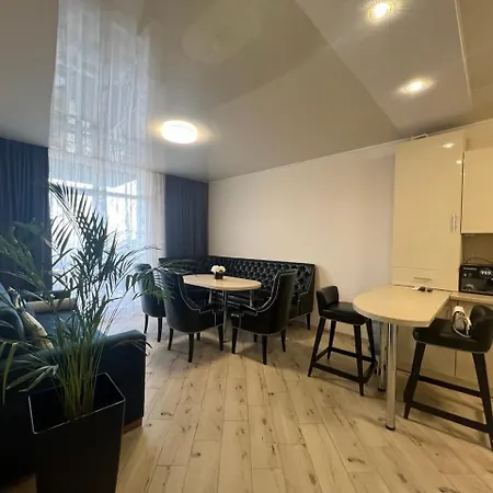 VIP AVALON Центр Апартаменти Львів